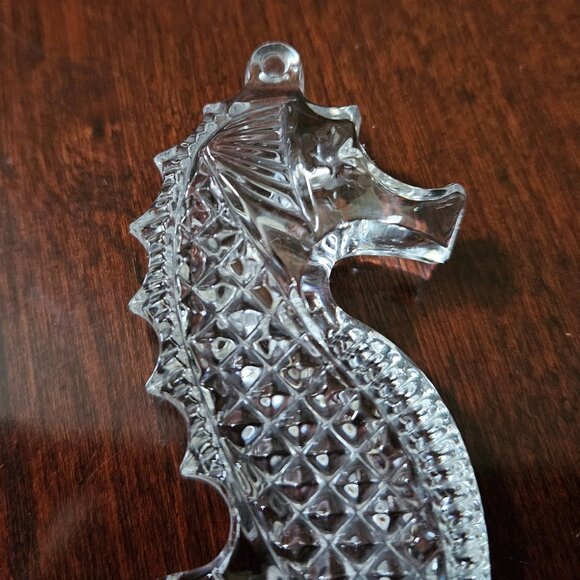2004 NEW IN BOX CLASSIC WATERFORD LEAD CRYSTAL SEAHORSE CHRISTMAS ORNAMENT - Picture 3 of 12